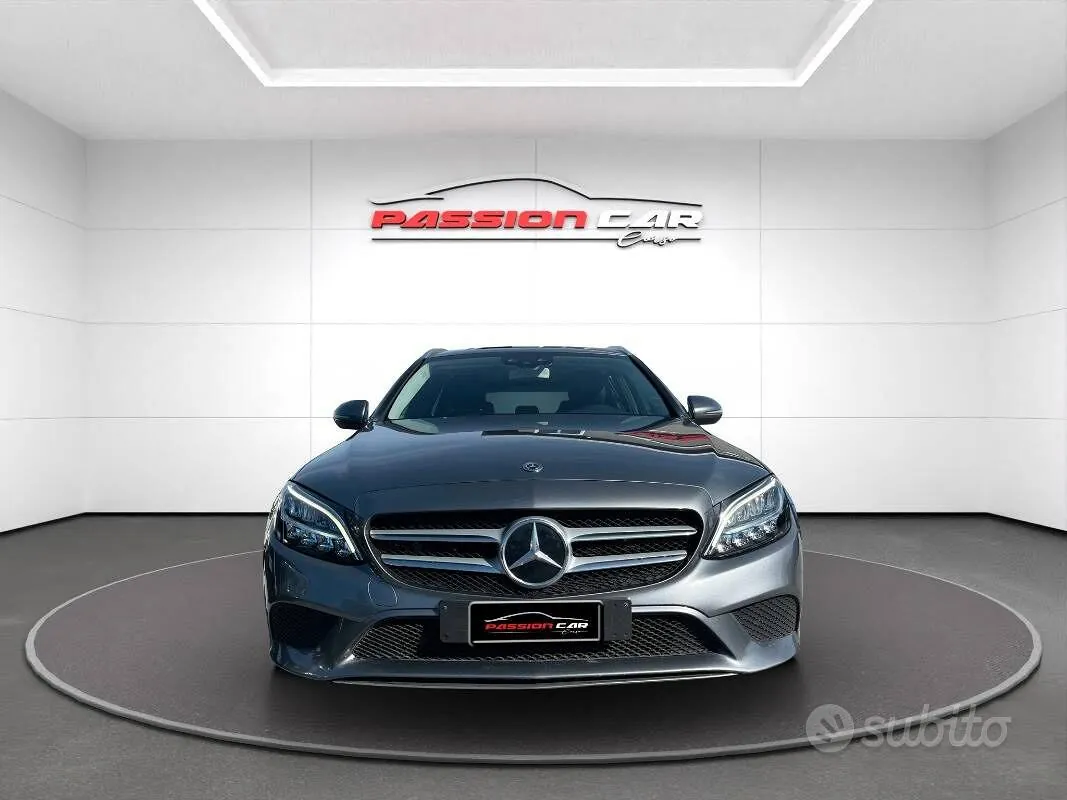 Mercedes-Benz C-Class 2020 photo 2