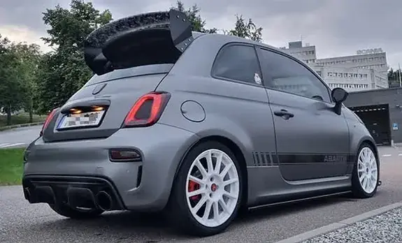 Abarth 595 2021 photo 2