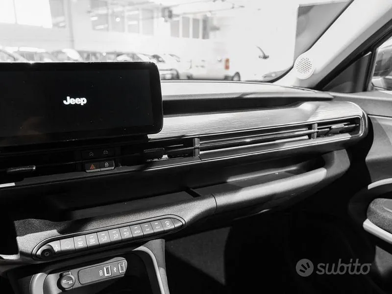 Jeep Avenger 2026 photo 4
