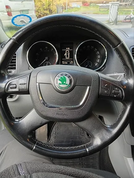 Skoda Yeti 2013 photo 5