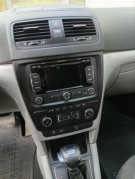 Skoda Yeti 2013 photo 4