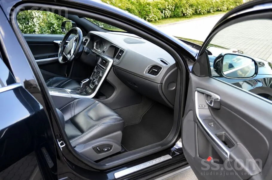 Volvo V60 2014 photo 5
