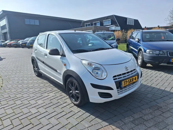 Suzuki Alto 2011 photo 2