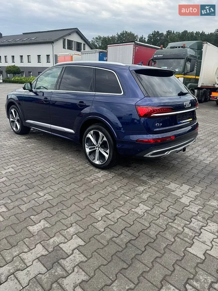 Audi Q7 2020 photo 3