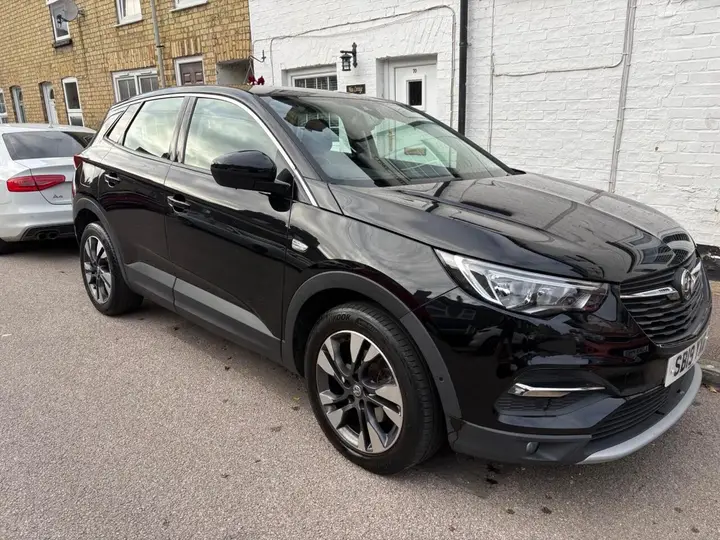 Vauxhall Grandland X