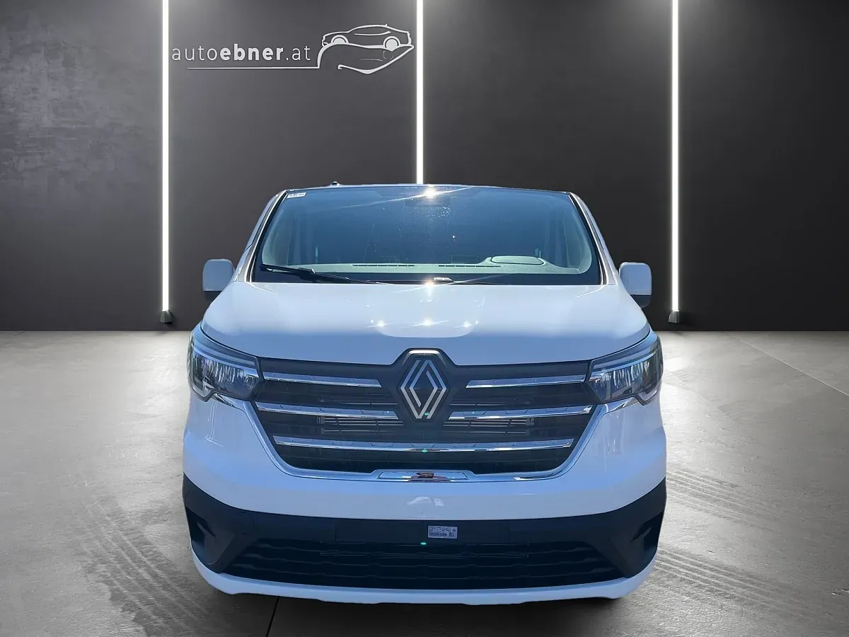 Renault Trafic photo 2