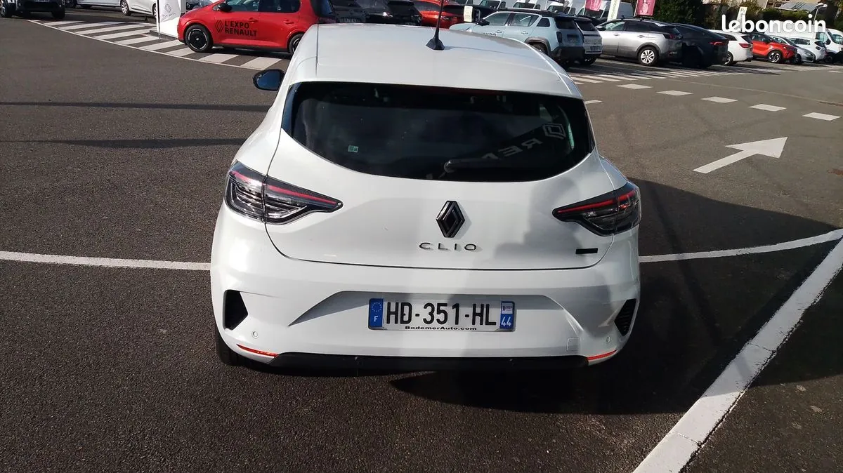 Renault Clio 2025 photo 4