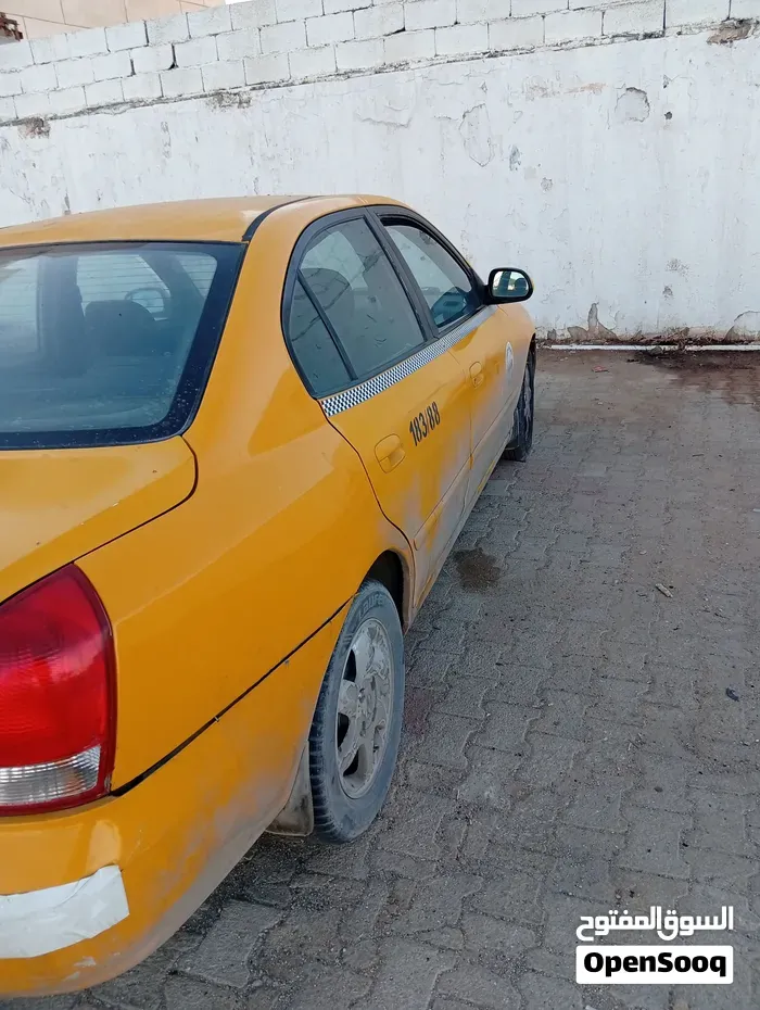 Hyundai Avante 2002 photo 3
