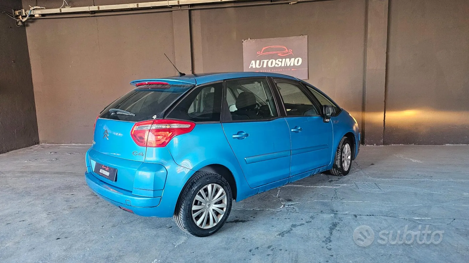 Citroen C4 Picasso 2010 photo 3