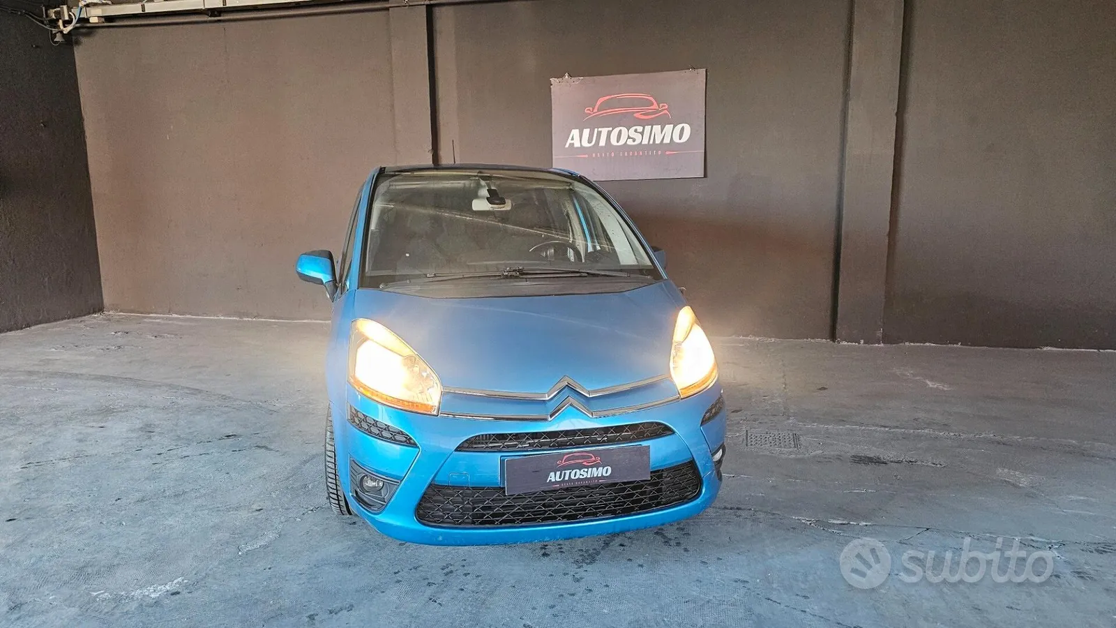 Citroen C4 Picasso 2010 photo 2