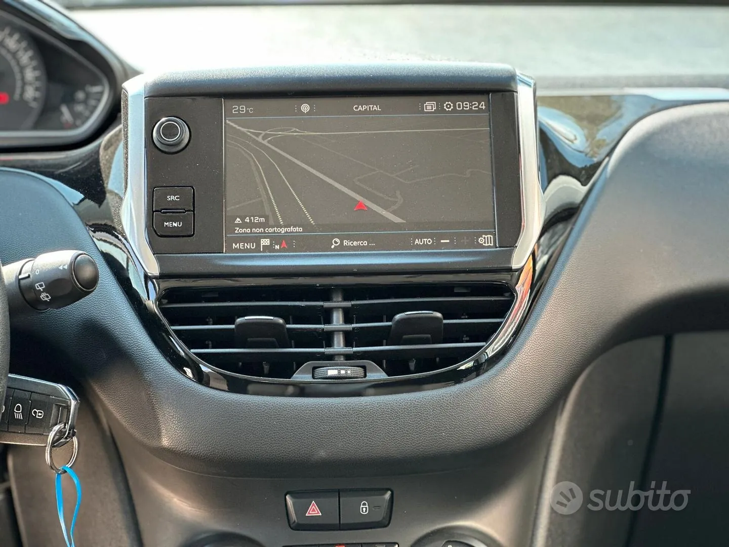 Peugeot 208 2018 photo 5