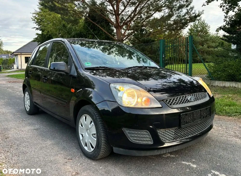 Ford Fiesta 2008 photo 2