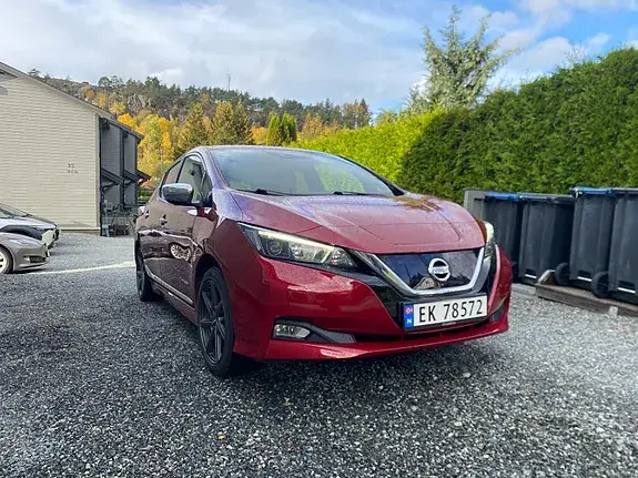 Nissan Leaf 2018 photo 2