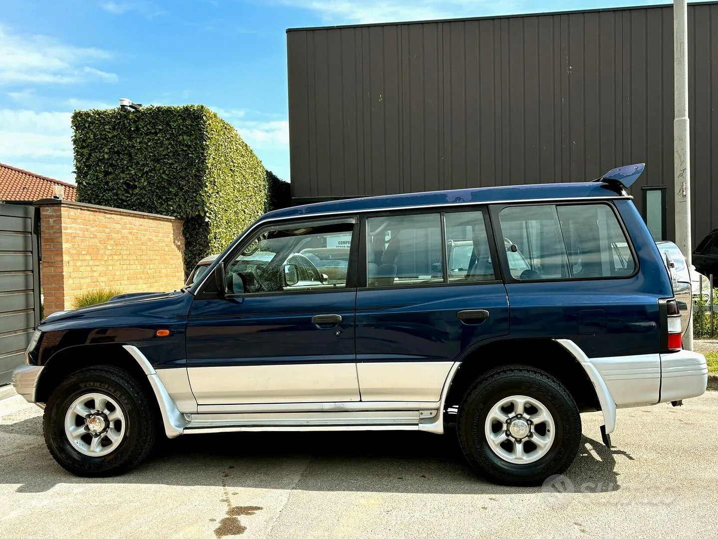 Mitsubishi Pajero 1997 photo 5