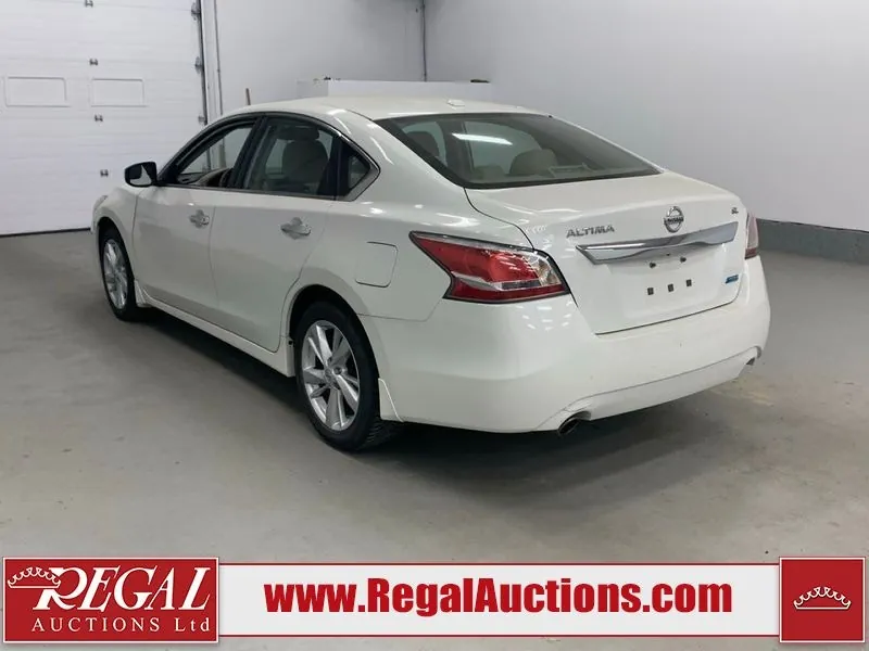 Nissan Altima 2014 photo 4