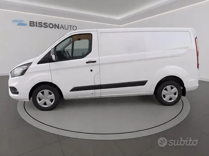 Ford Transit Custom 2023 photo 2