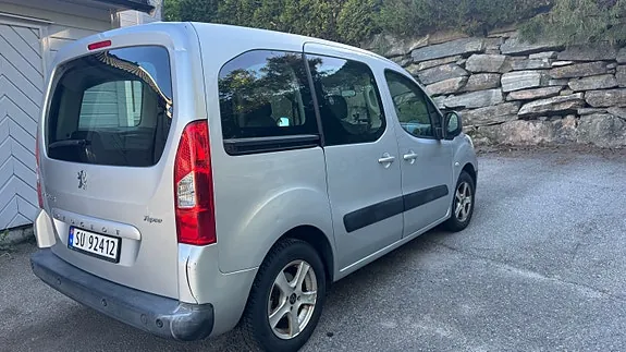 Peugeot Partner Tepee 2010 photo 5