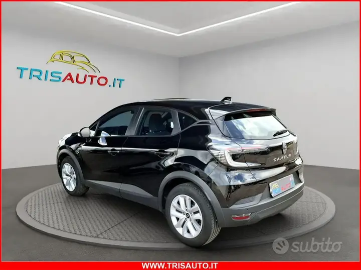 Renault Captur 2025 photo 2