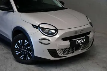 Fiat 600 2025 photo 2