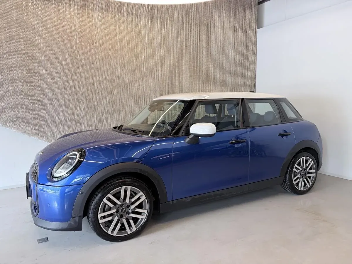 Mini Cooper 2025 photo 3