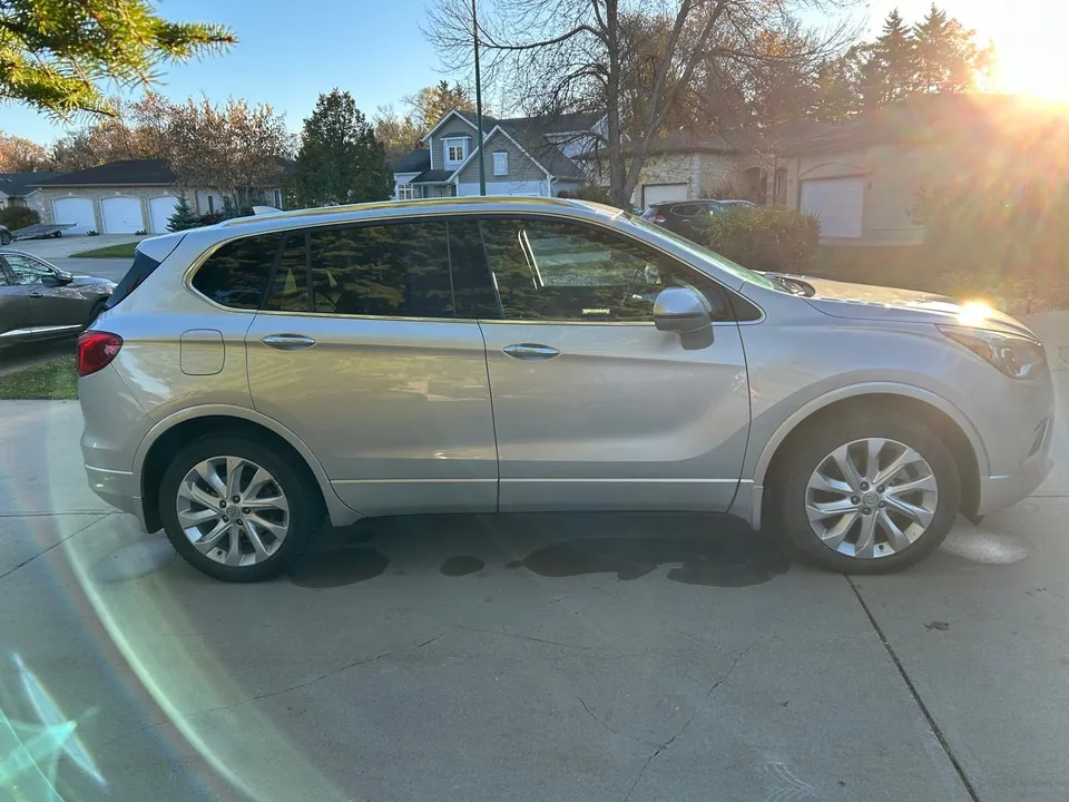 Buick Envision 2017 photo 2