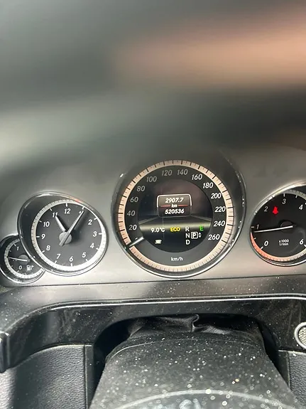 Mercedes-Benz E220 D