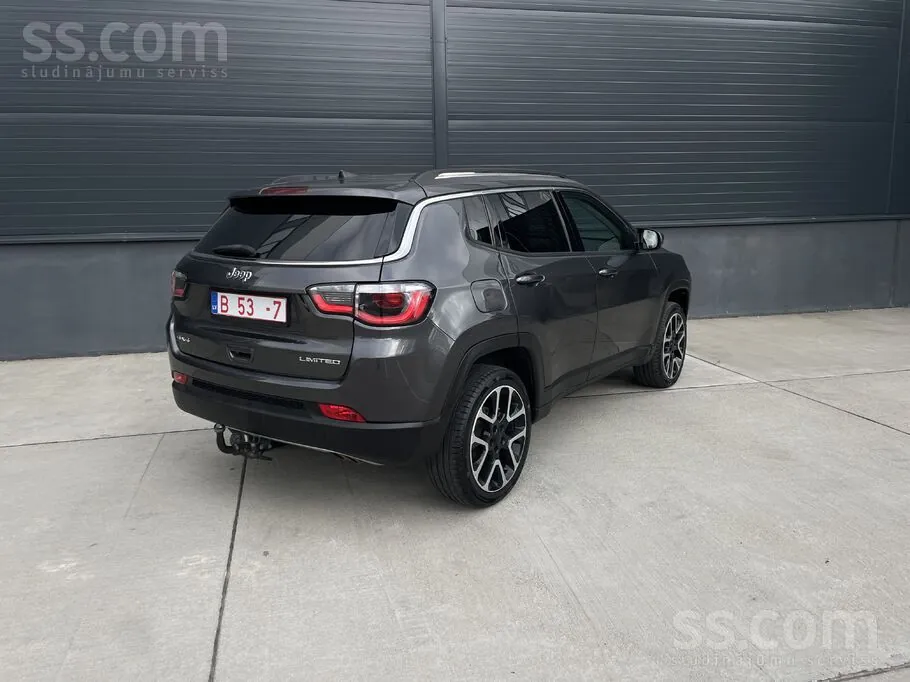 Jeep Compass 2017 photo 3