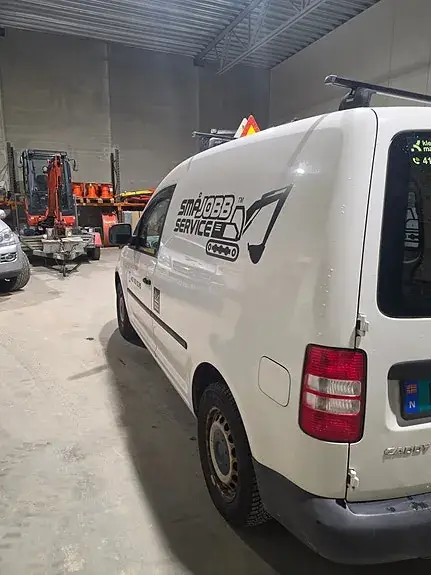 Volkswagen Caddy 2011 photo 2