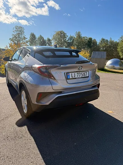 Toyota C-Hr 2020 photo 5