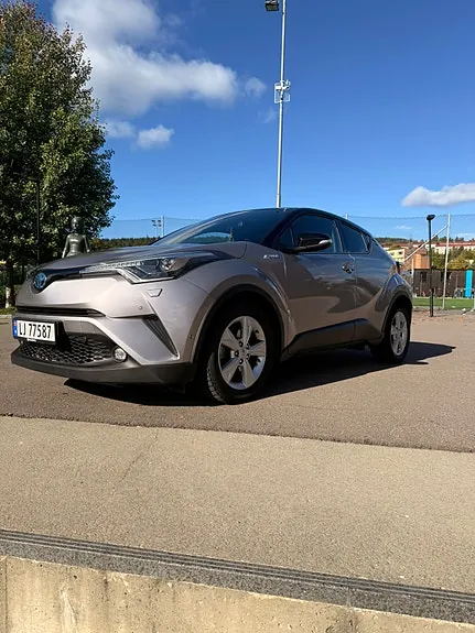 Toyota C-Hr 2020 photo 3