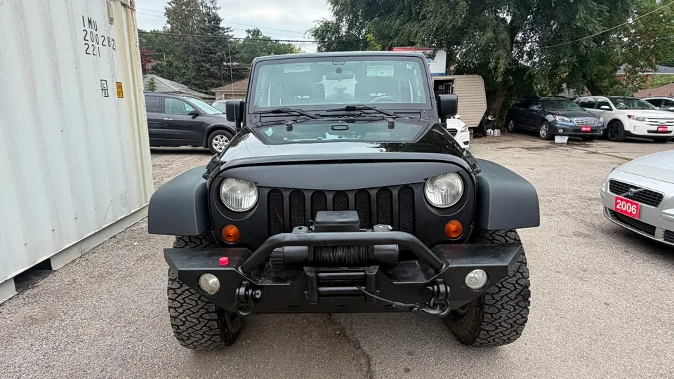 Jeep Wrangler 2012 photo 2
