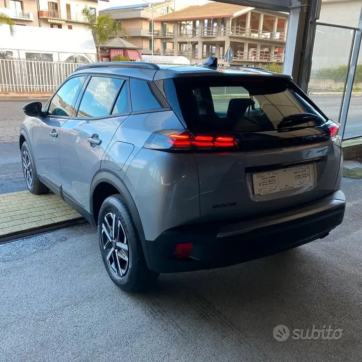 Peugeot 2008 2023 photo 4
