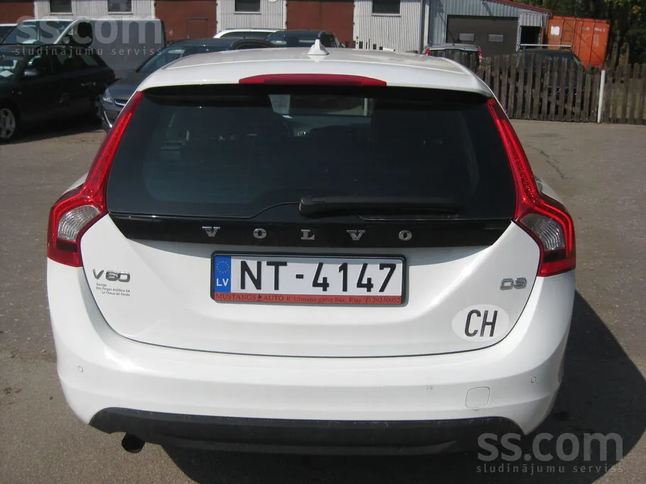 Volvo V60 2011 photo 4