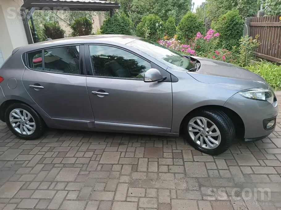 Renault Megane 2013 photo 4