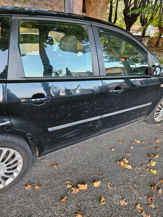 Ford C-Max 2009 photo 3