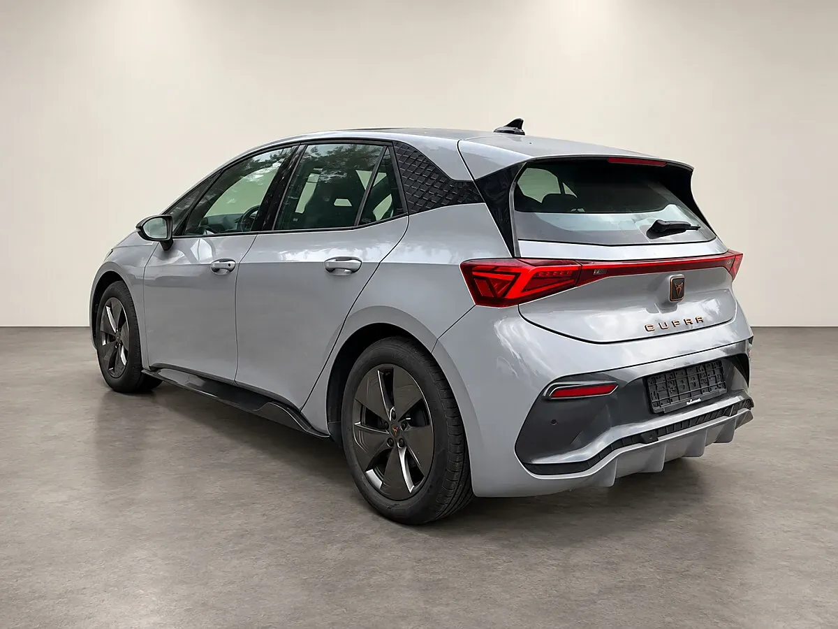 Cupra Born 2024 photo 3