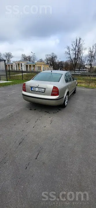 Skoda Superb 2005 photo 3