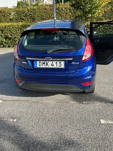 Ford Fiesta 2015 photo 2