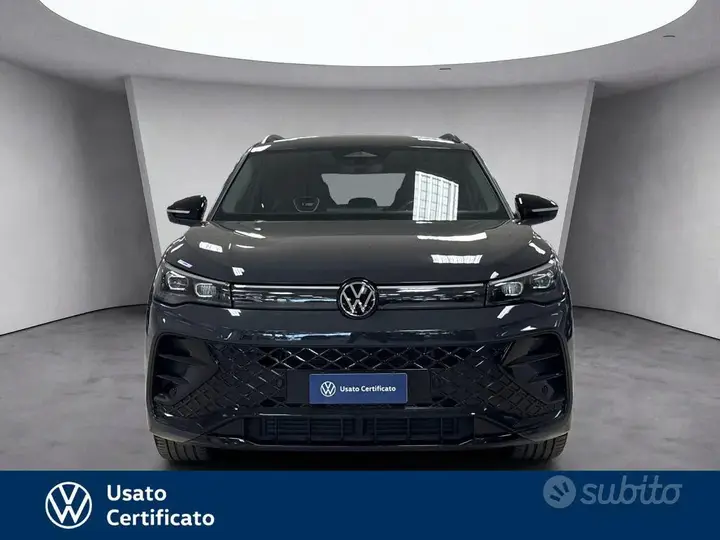 Volkswagen Tiguan 2024 photo 2