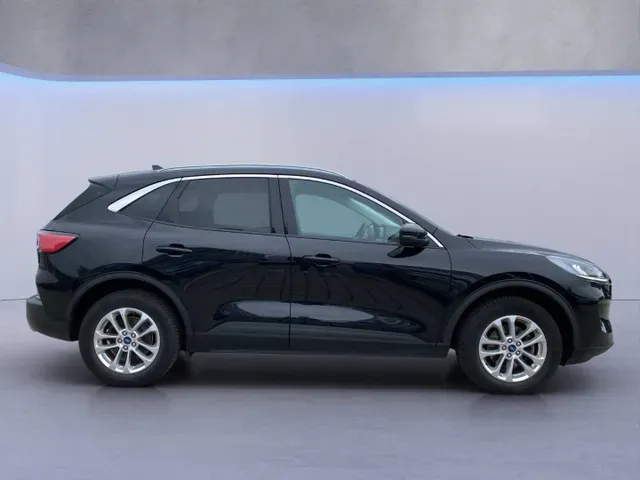 Ford Kuga 2022 photo 3