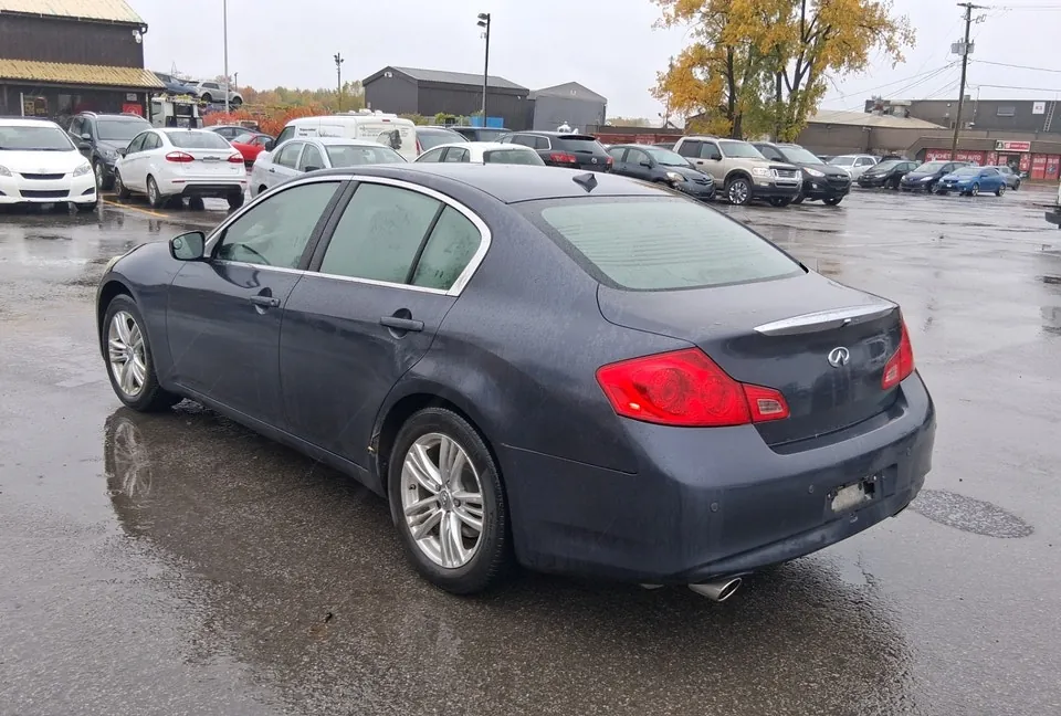 Infiniti G 2010 photo 3