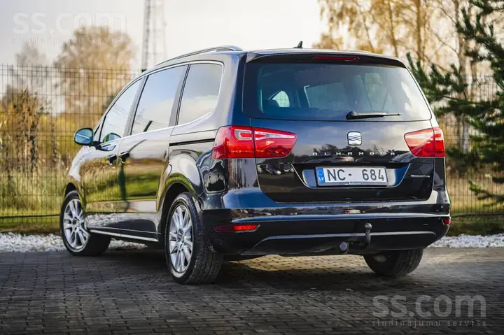 Seat Alhambra 2011 photo 4