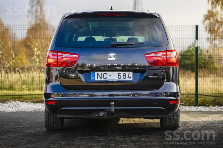 Seat Alhambra 2011 photo 5