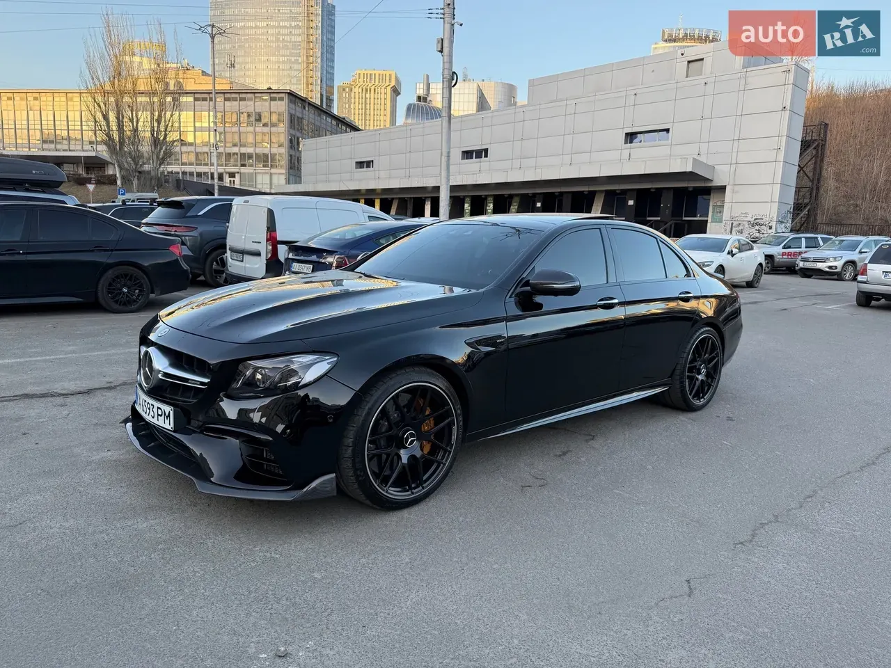 Mercedes-Benz E-Class 2017 photo 2
