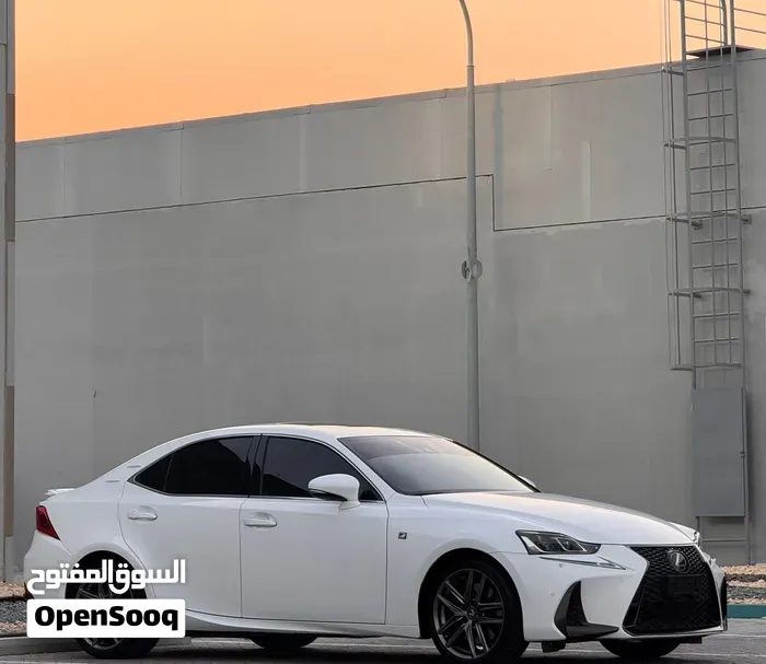 Lexus Is