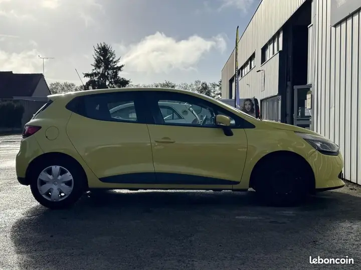 Renault Clio 2013 photo 5