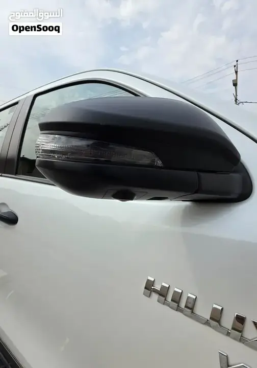 Toyota Hilux 2024 photo 2