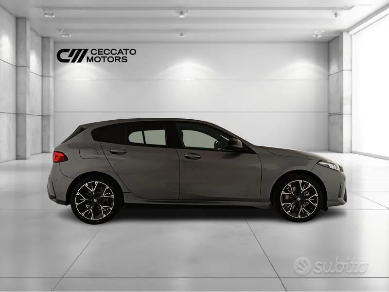 BMW 1 Series 2025 photo 3