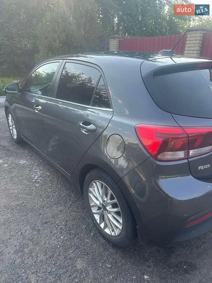 Kia Rio 2018 photo 3