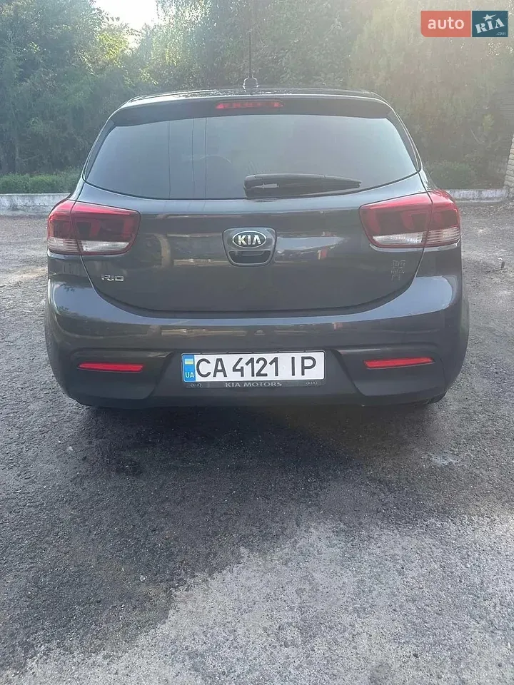 Kia Rio 2018 photo 2